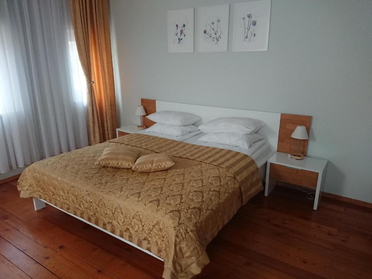 Misko Apartments Silute Luaran gambar